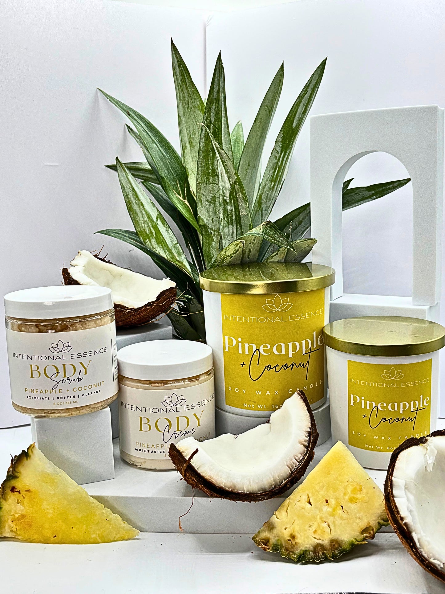Paradise - Pineapple + Coconut Candle